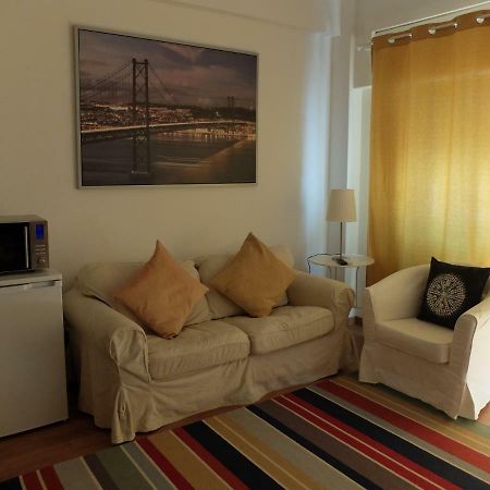 Blue Sofimar Lisbon Apartment ภายนอก รูปภาพ