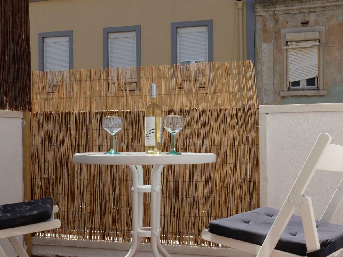 Blue Sofimar Lisbon Apartment ภายนอก รูปภาพ